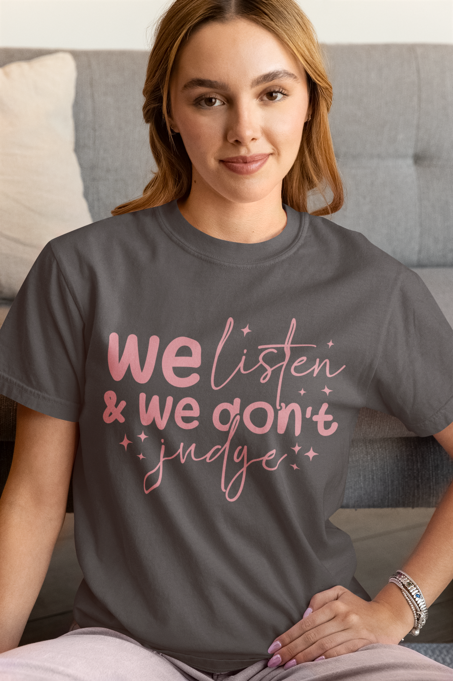 We Listen And We Don't Judge Graphic T-Shirt Tea Shirt Shoppe