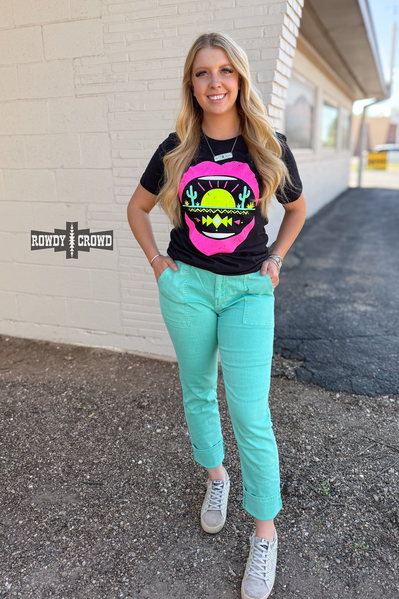 Desert Lips Western Style T-shirt Rowdy Crowd Clothing