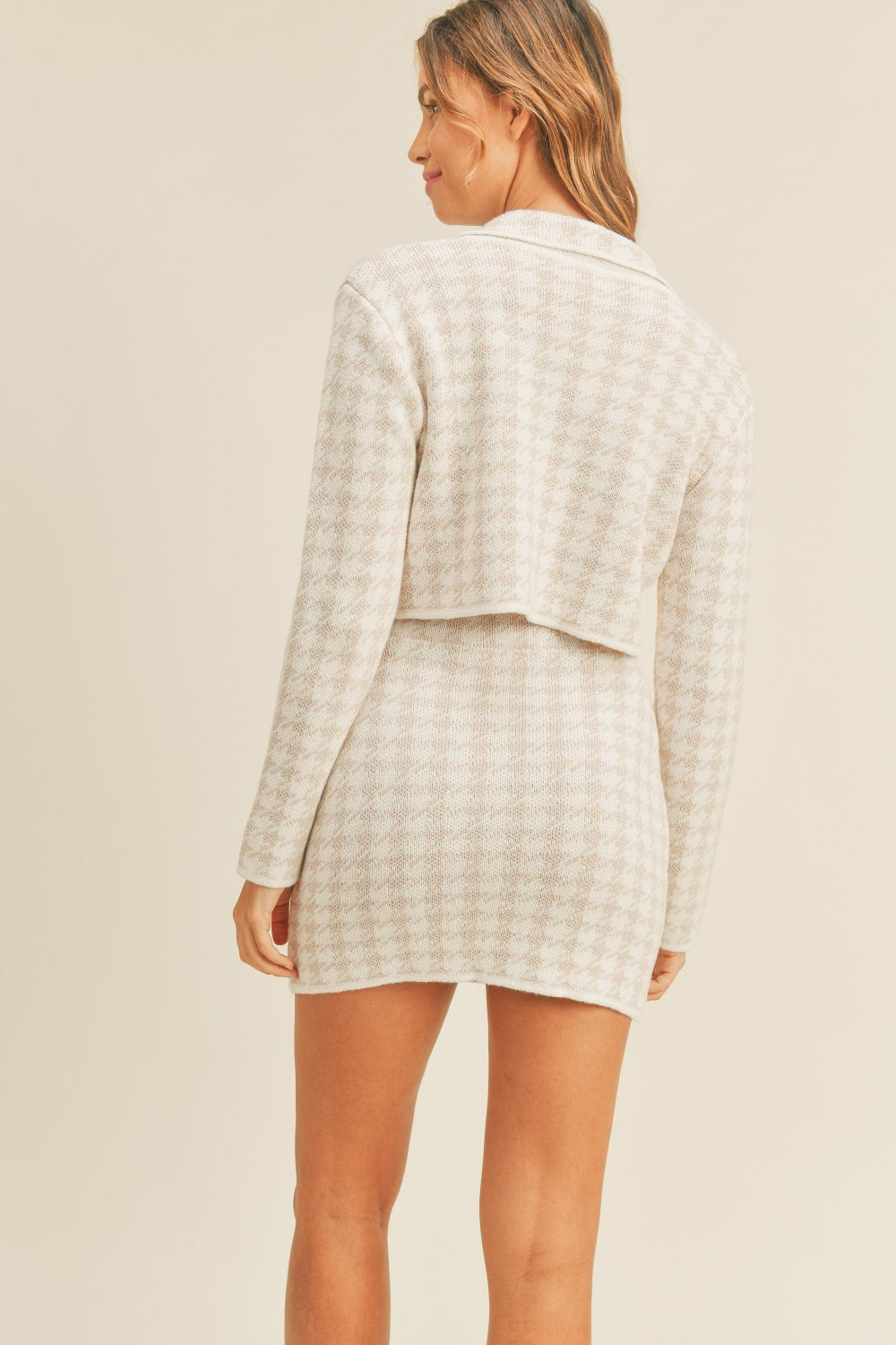 MABLE Dusty Pink Houndstooth Cropped Knit Cardigan and Mini Skirt Set Trendsi