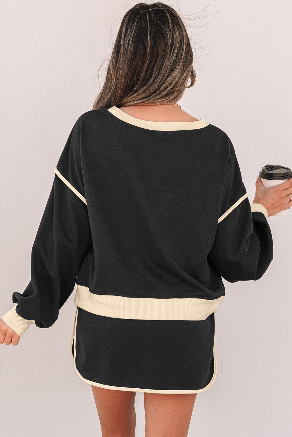 Black Color Contrast Loose Pullover and Lace-up Waist Skort Set Kittybear Krafts